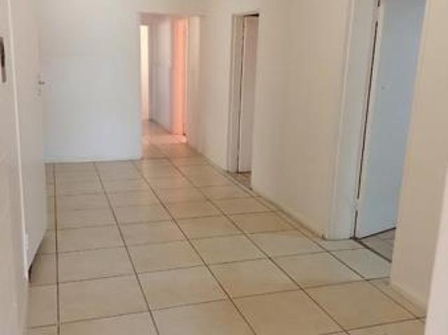 House for sale in Cape Town, Western Cape