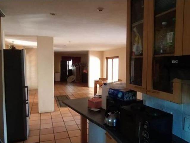 House for sale in Waterkloof, Gauteng