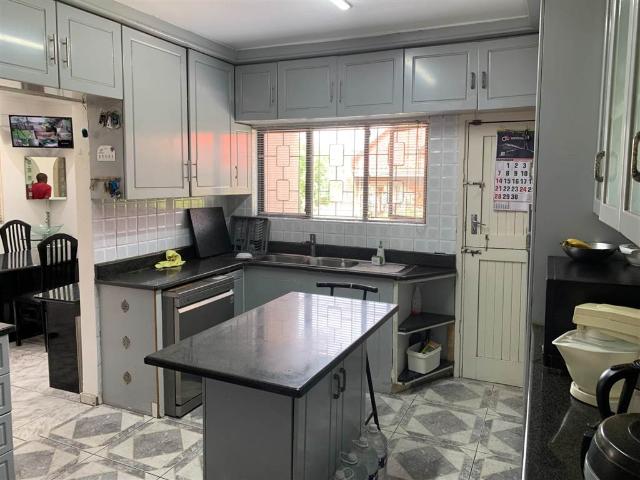 House for sale in Seaview, Kwazulu-natal