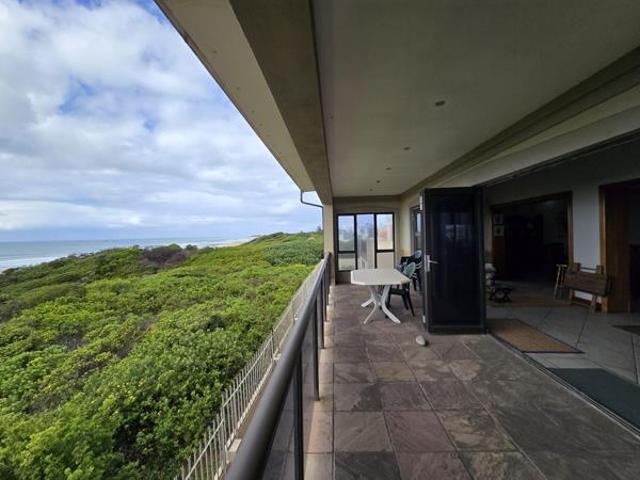 House for sale in Cape St Francis, Eastern Cape