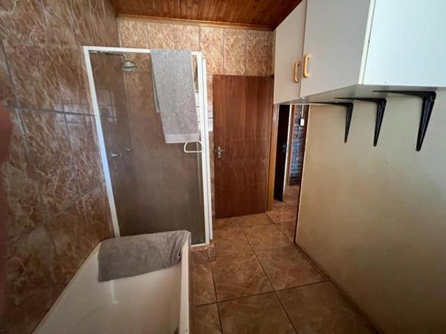 House for sale in Kgalagadi, Northern Cape