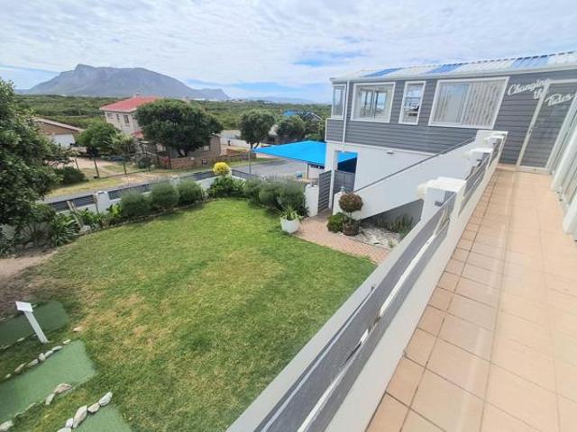 House for sale in Rietpoel, Theewaterskloof Local Municipality