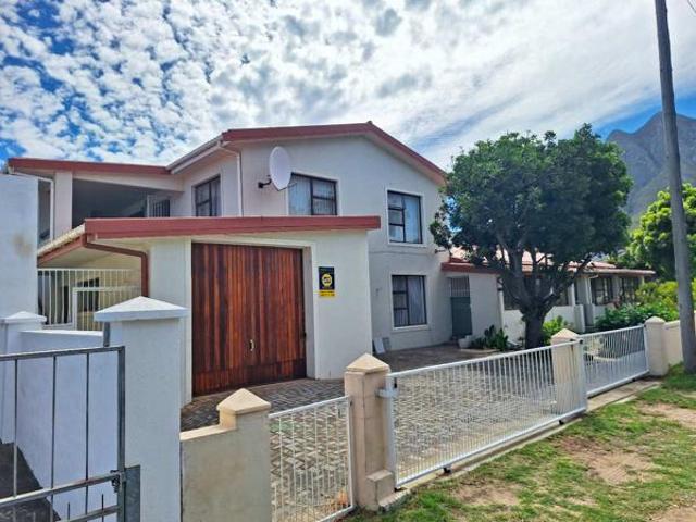 House for sale in Western Cape