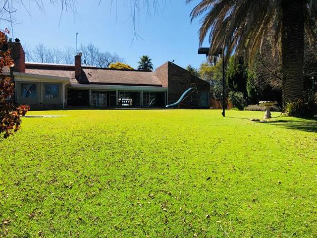 House for sale in Vanderbijlpark, Emfuleni Local Municipality