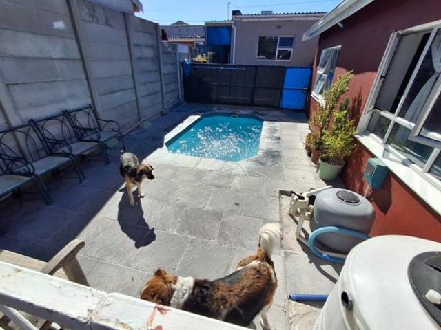 House for sale in Cape Town, Western Cape