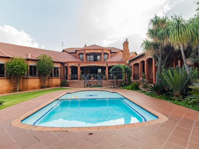 House for sale in Waterkloof, Gauteng