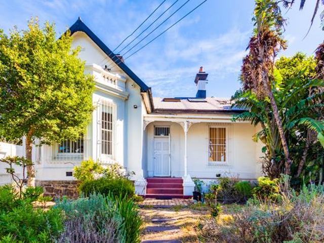 House for sale in Cape Town, Western Cape