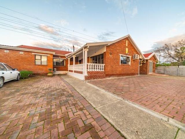 House for sale in Durbanville, Western Cape