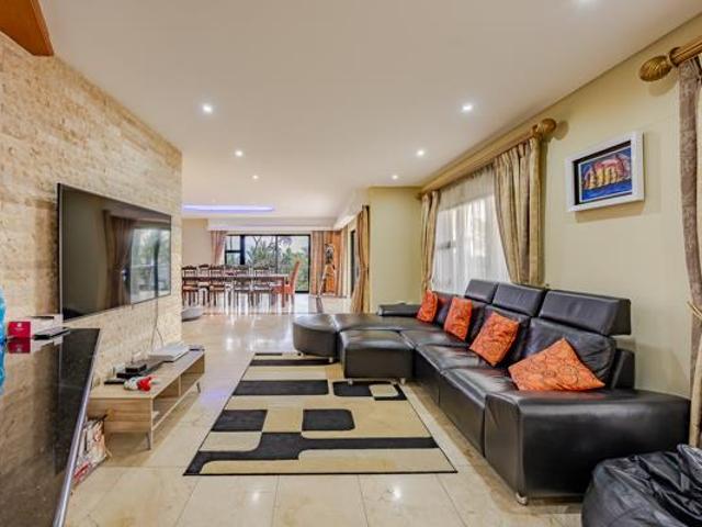 House for sale in Cape Town, Western Cape