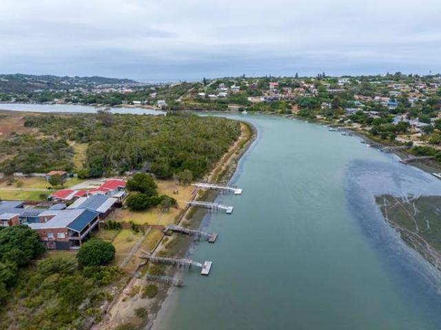 House for sale in Bushmans River Mouth, Eastern Cape