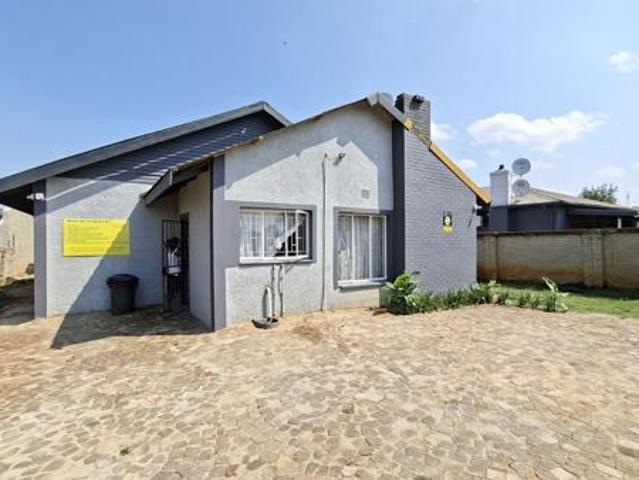 House for sale in Potchefstroom, Tlokwe Local Municipality