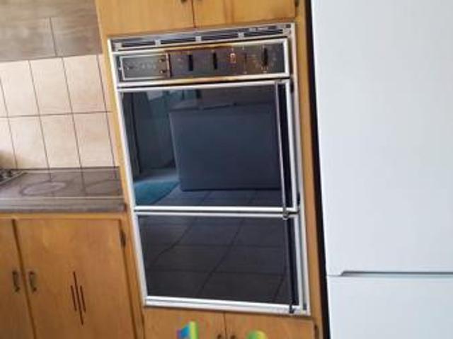 House for rent in Waterkloof, Gauteng