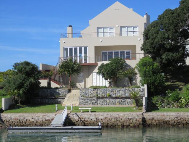 House for sale in Bushmans River Mouth, Eastern Cape
