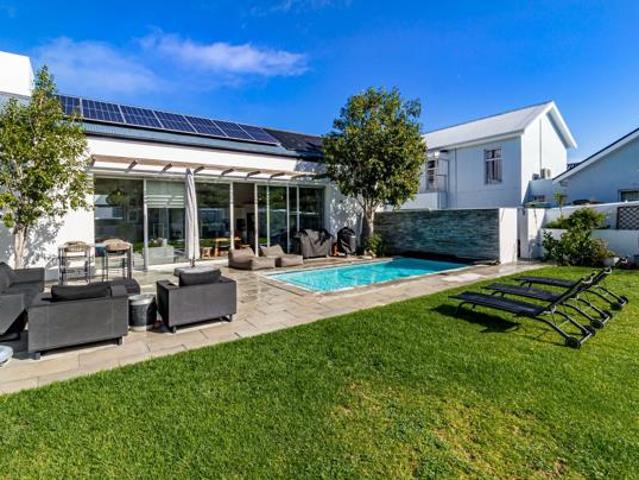 House for sale in Cape Town, Western Cape