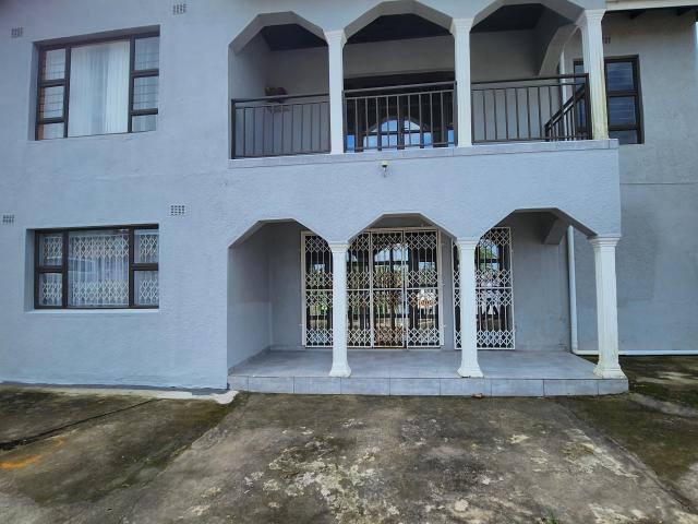 House for sale in Queensburgh, Kwazulu-natal