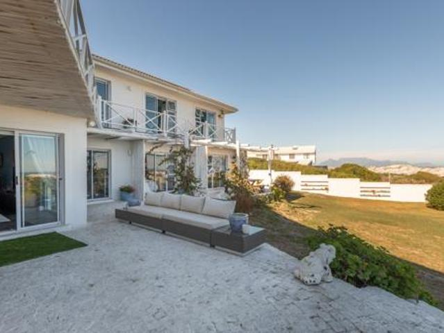 House for sale in Cape Town, Western Cape