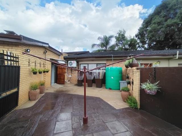 House for sale in Frances Baard, Northern Cape