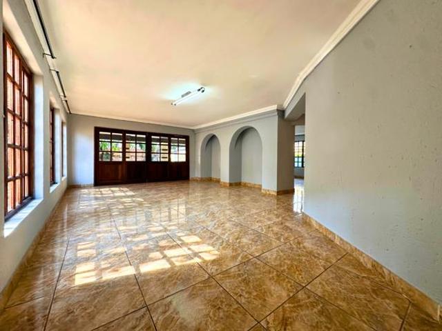 House for rent in Waterkloof, Gauteng