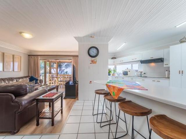 House for sale in Jeffreys Bay, Kouga Local Municipality