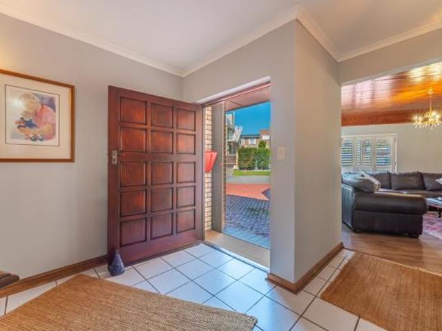 House for sale in Jeffreys Bay, Kouga Local Municipality