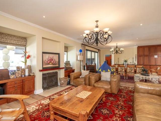 House for sale in Cape Town, Western Cape
