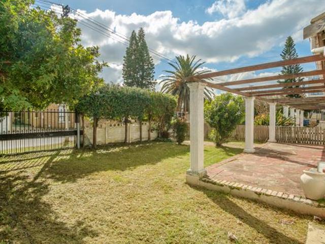House for sale in Cape Town, Western Cape