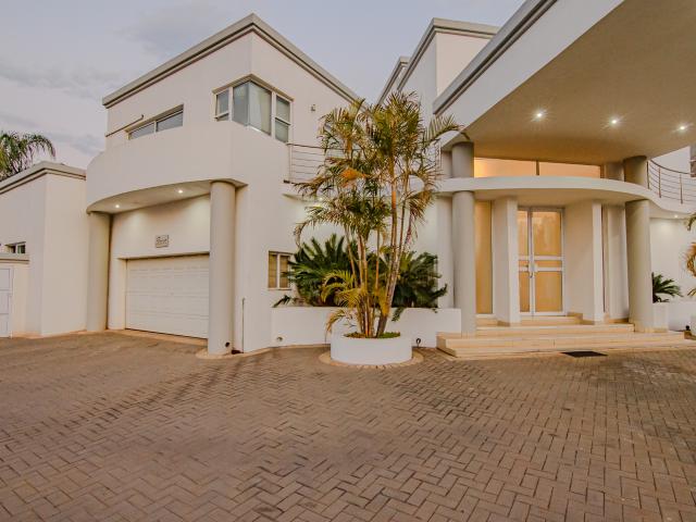 House for sale in Waterkloof, Gauteng