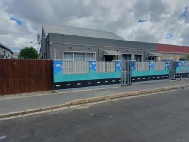 House for sale in Cape Town, Western Cape