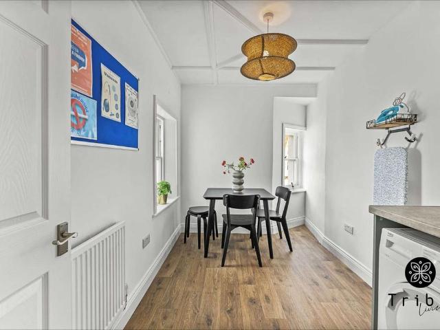 House for rent in Roselands, Eastbourne