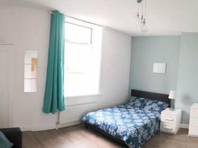 House for rent in Lyons, Greater London