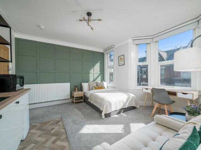 Room for rent in Brompton, Gillingham