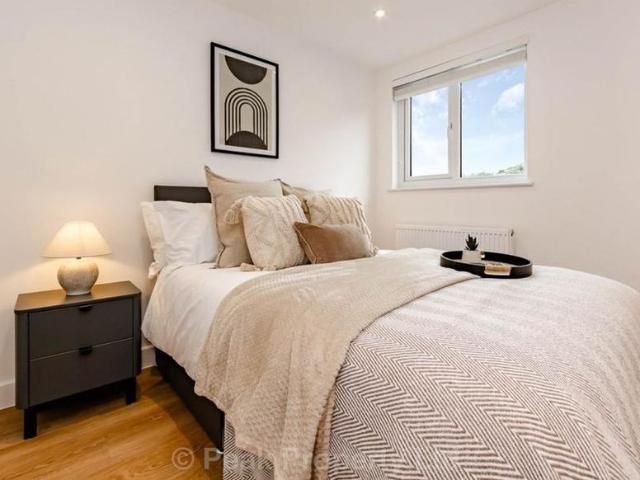 Room for rent in Alton Barnes, Essex