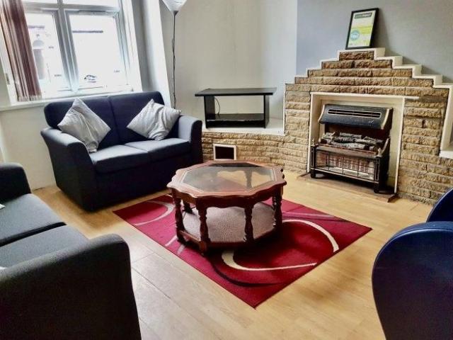 Room for rent in Saint George's, South Yorkshire