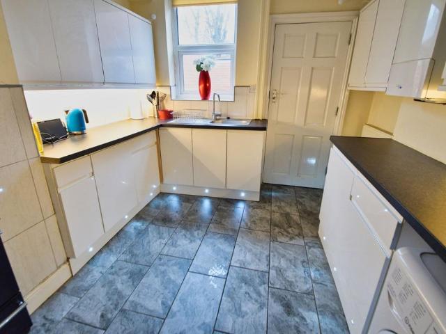 Room for rent in Sharrow Vale, Isle Of Man