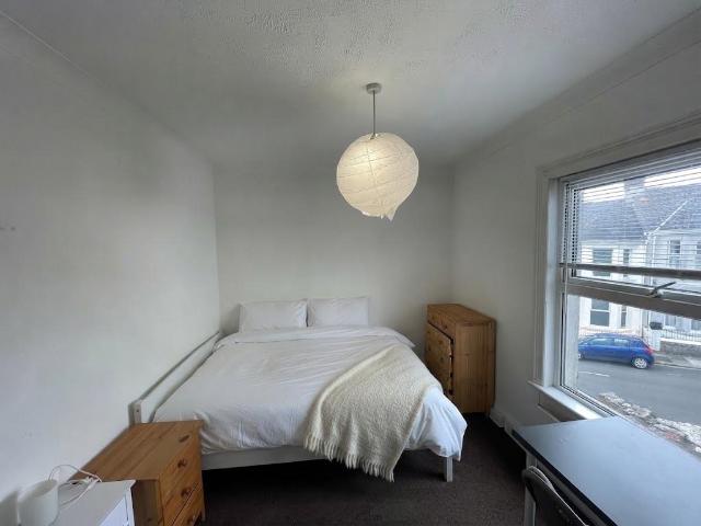 Room for rent in Mount Wise