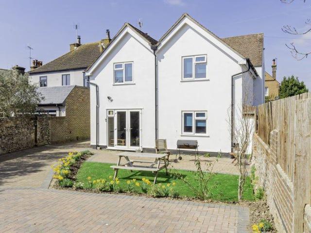 Room for rent in Clapham, West Sussex