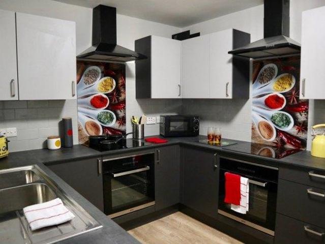 Room for rent in Calderstones