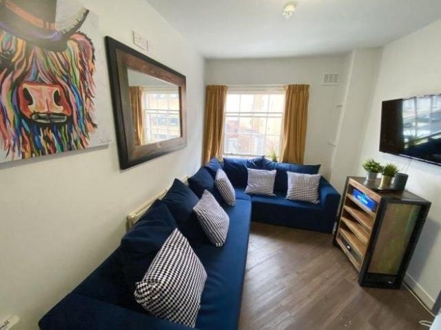 Room for rent in Alperton, Greater London