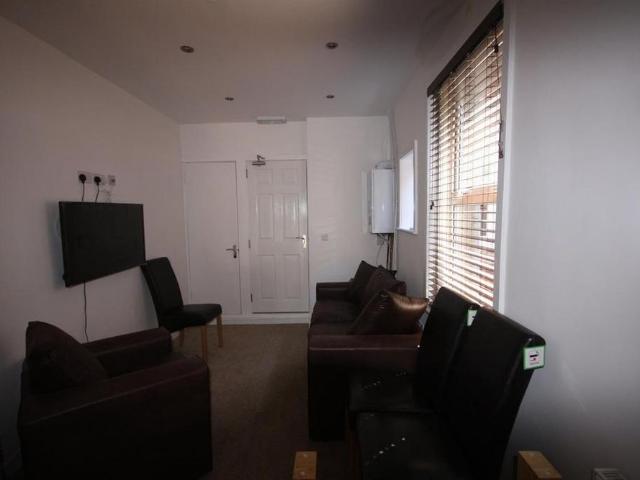 Room for rent in Salisbury, Wiltshire