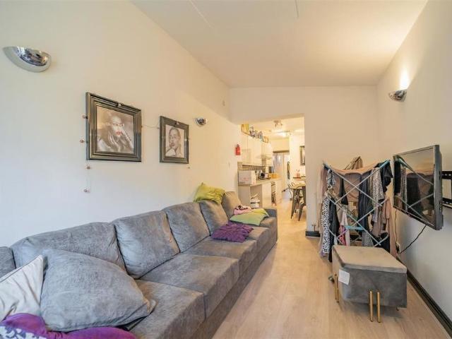 Room for rent in Bournbrook, West Midlands