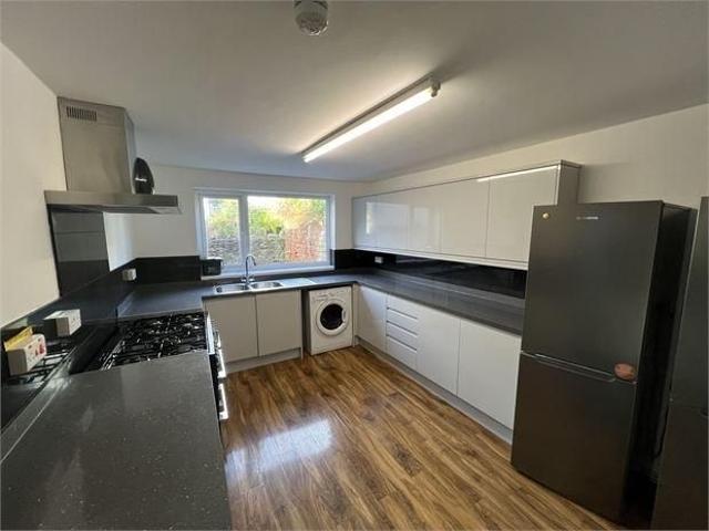 Room for rent in Nangreaves, Wales