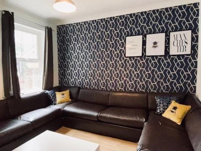House for rent in Georgia, Greater Manchester