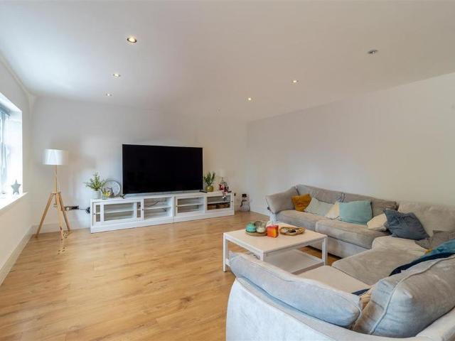 House for rent in Wigton Moor, Harewood