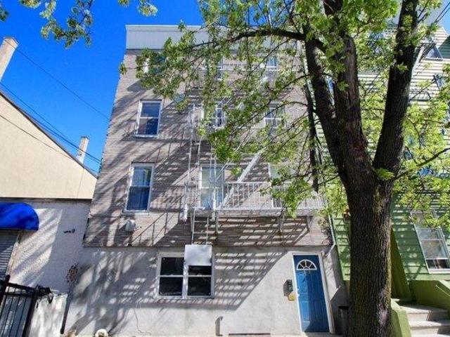 House for sale in Hudson, New Jersey
