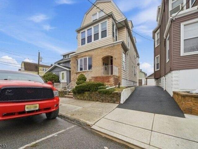 House for sale in Hudson, New Jersey