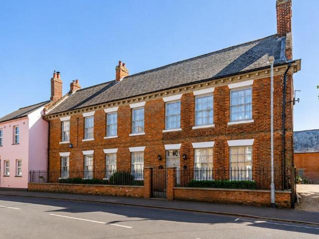 House for sale in Arrington, Cambridgeshire