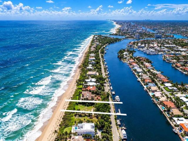 Detached House for sale in Hillsboro Beach, Broward County