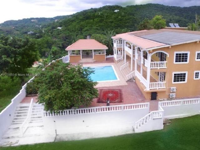 Villa for sale in Texas
