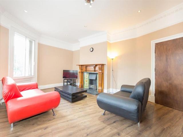Flat for rent in Cradlewell, Sandyford