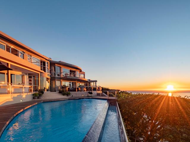 Property for sale in Fresnaye, Cape Town